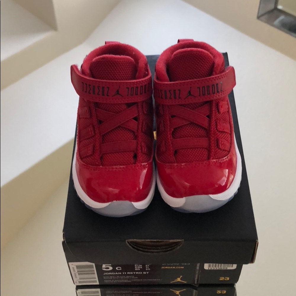 Jordan 11 retro BT size 5c